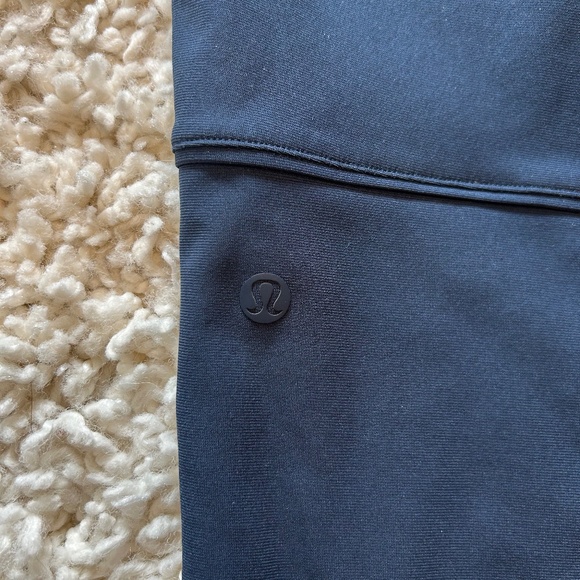 Lululemon Essential High-Rise Trouser - Picture 6 of 6